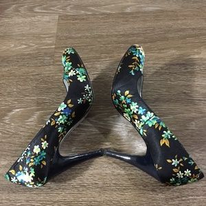 Jessican Simpson Flower Heels